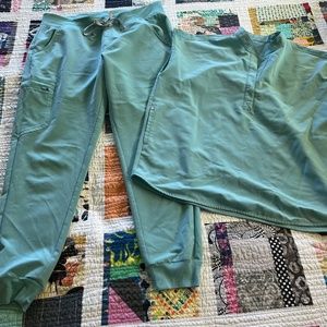 Figs Scrub Set Sea Glass